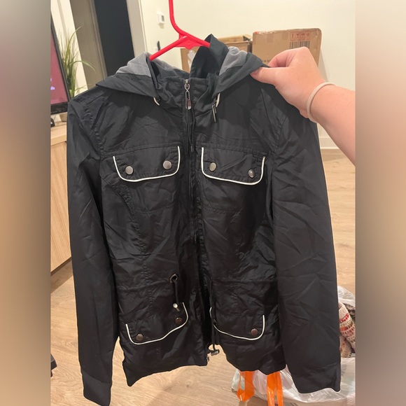 Jacket - Picture 2 of 3